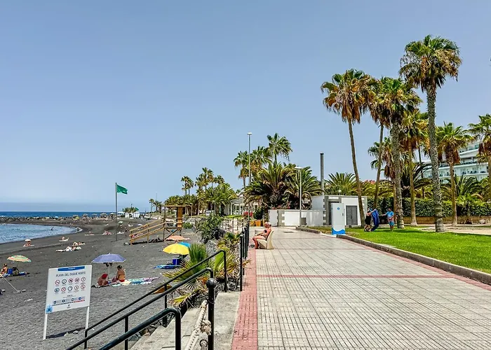 Daire In Beachfront Complex In El Duque Area, *