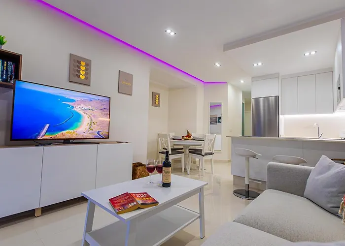 In Beachfront Complex In El Duque Area, Daire Costa Adeje