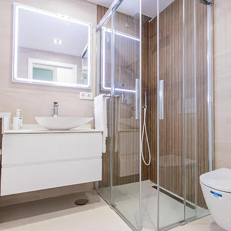 In Beachfront Complex In El Duque Area, 아데제