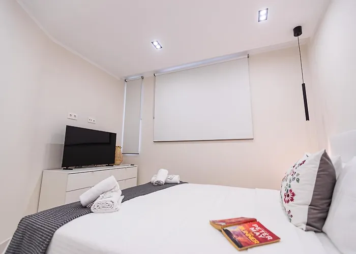 Apartamento In Beachfront Complex In El Duque Area, *