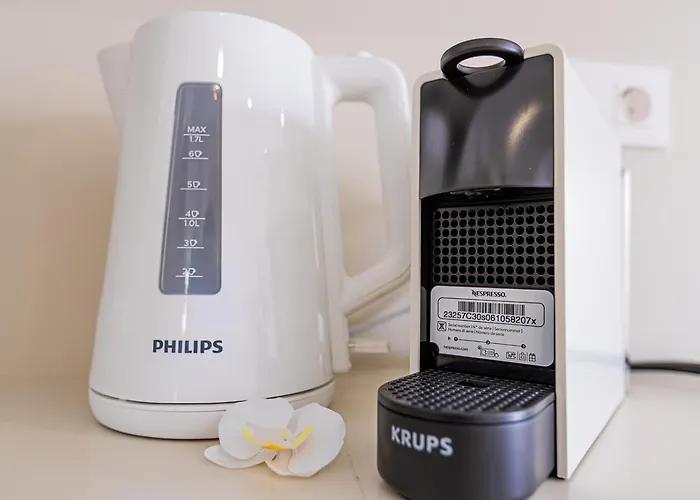 Appartement In Beachfront Complex In El Duque Area, Costa Adeje (Tenerife)