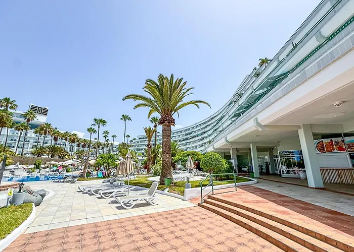 In Beachfront Complex In El Duque Area, Appartement Costa Adeje (Tenerife)